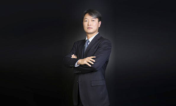 新浪科技對話飛凱材料陸春：做半導(dǎo)體產(chǎn)業(yè)的骨架，材料攻關(guān)需要持之以恒